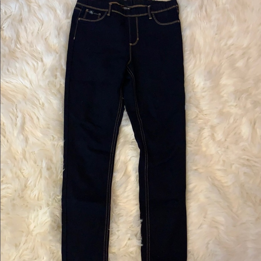 Dark wash jeggings